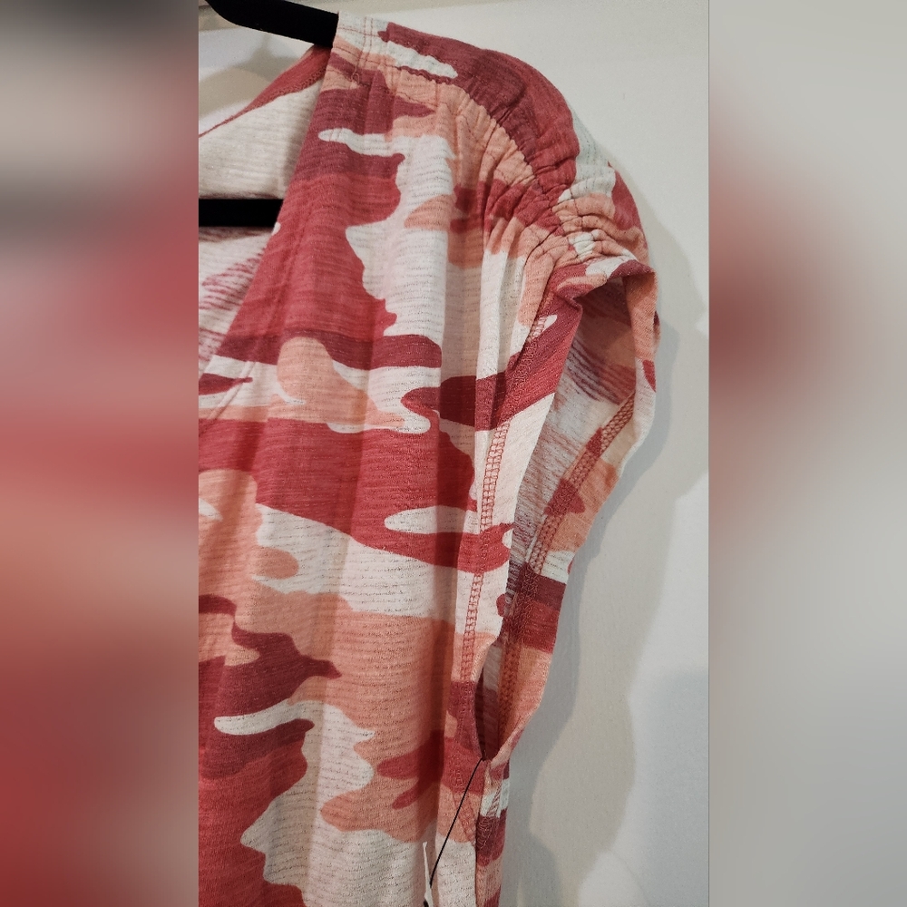 Women's Talbots Pink Camo Shirt, Size L - Picture 5 of 9